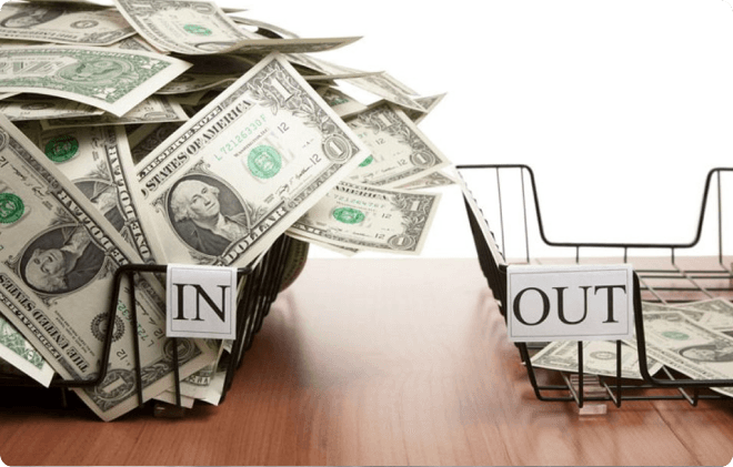 How to Track Cash Flow in a Restaurant and Avoid Financial Leaks?